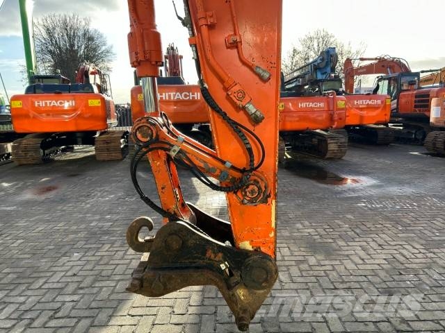 Hitachi ZH 210 LC-5B 履带挖掘机