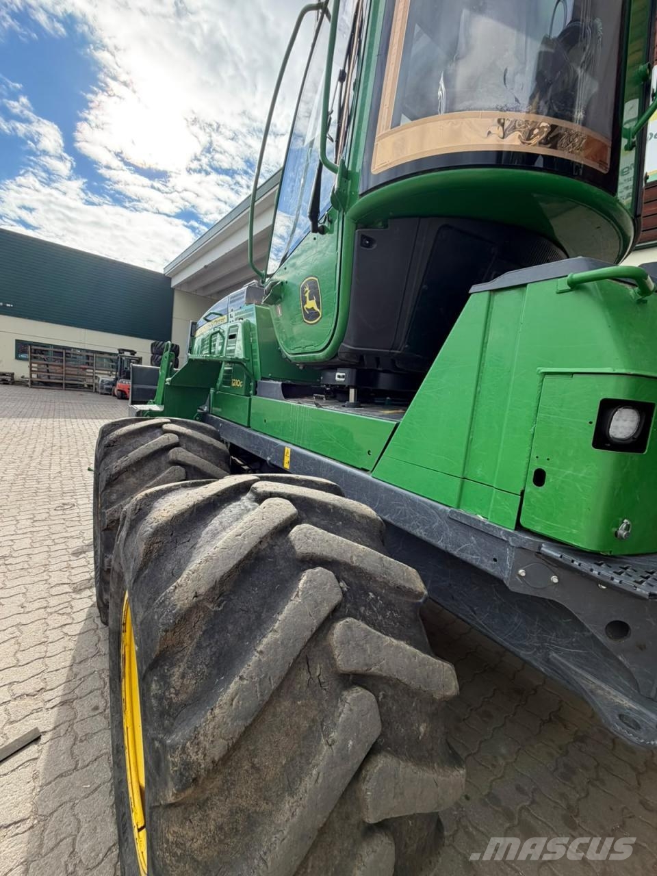 John Deere 1210G Forvarderi