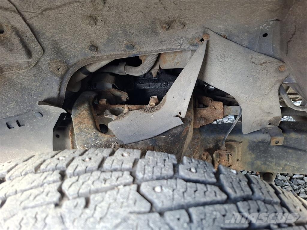Toyota Hilux Preču pārvadāšanas furgoni