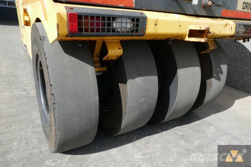 Bomag BW25RH Пневматични гумени ролки