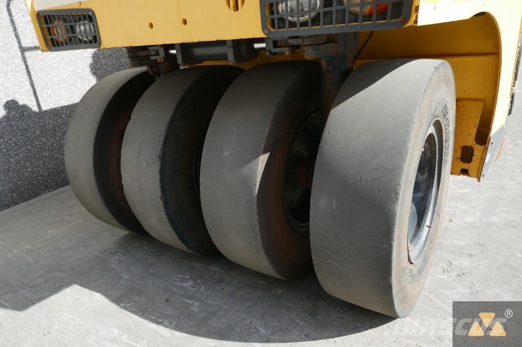 Bomag BW25RH Пневматични гумени ролки