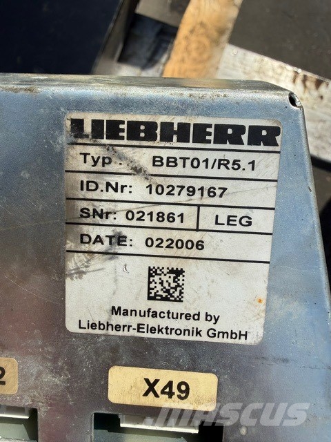 Liebherr R 954 B USED ELECTRIC+ HYDRAULIC PARTS Кабины и интерьер