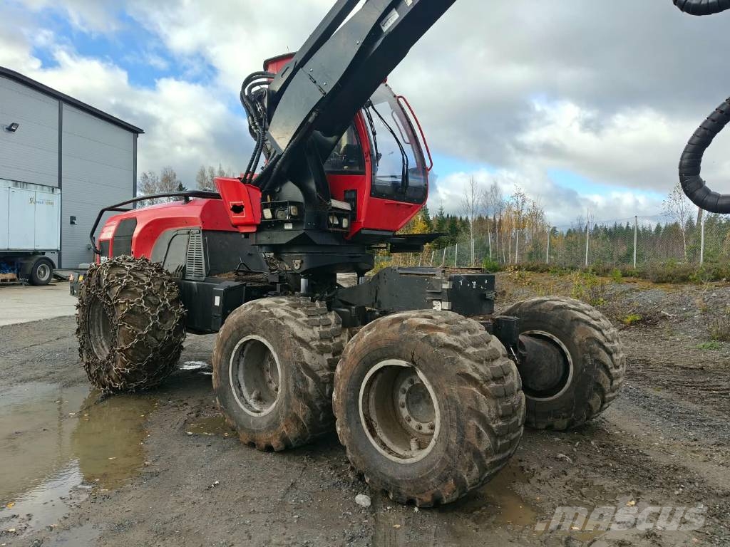 Komatsu 931 Harvester