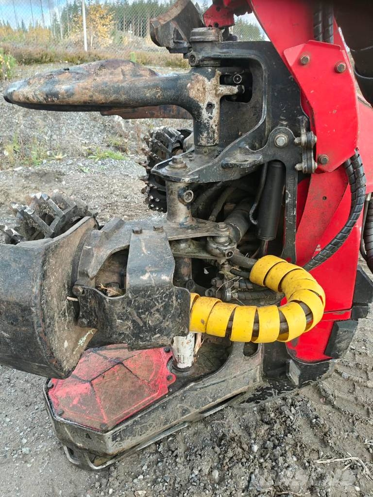 Komatsu 931 Harvester