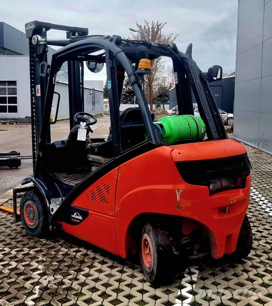 Linde H 25 T - 02 液化石油氣LPG卡車