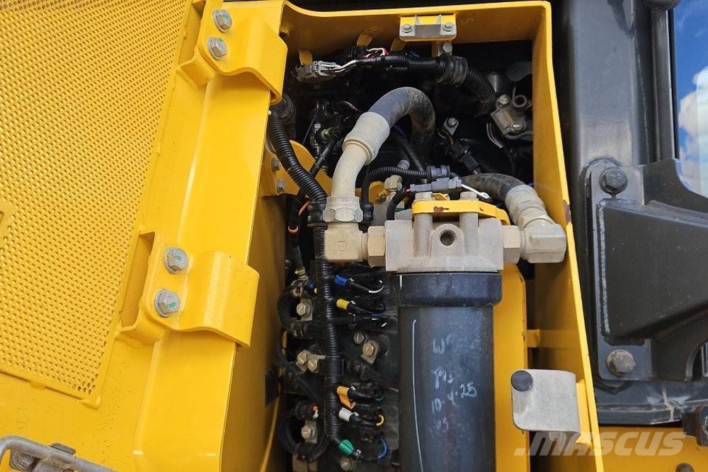 Komatsu D61 PX - 24 lánctalpas dózerek