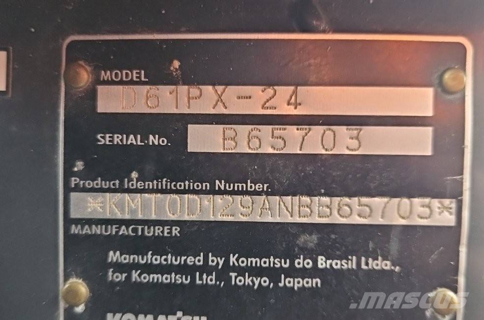 Komatsu D61 PX - 24 lánctalpas dózerek