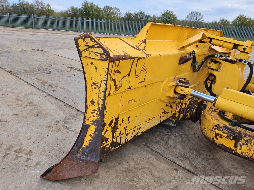 Komatsu D61 PX - 24 lánctalpas dózerek