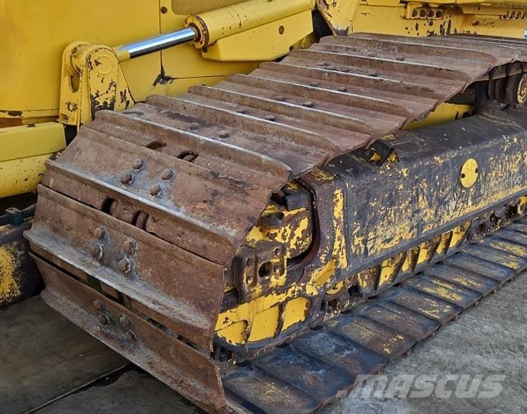 Komatsu D61 PX - 24 lánctalpas dózerek