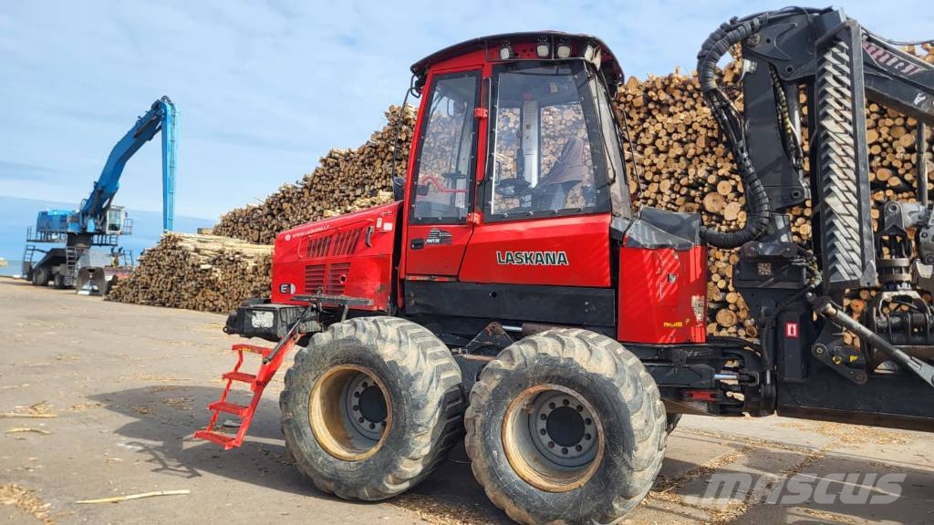 Komatsu 845 Kihordók