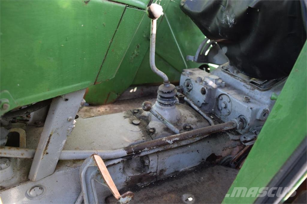 Deutz-Fahr D4006 Traktoren