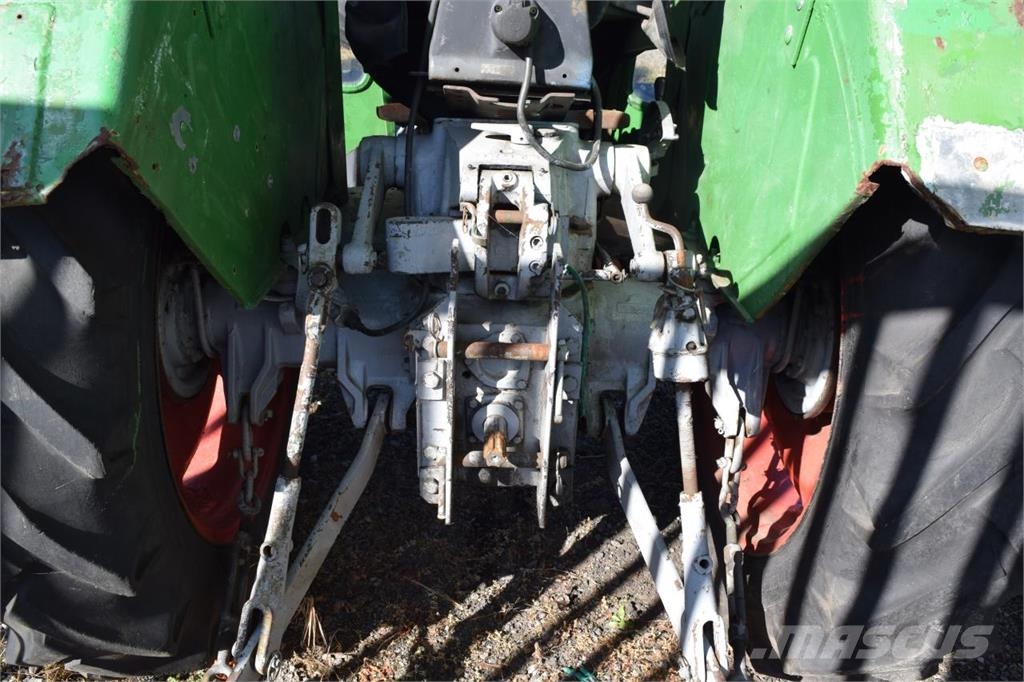 Deutz-Fahr D4006 Traktoren