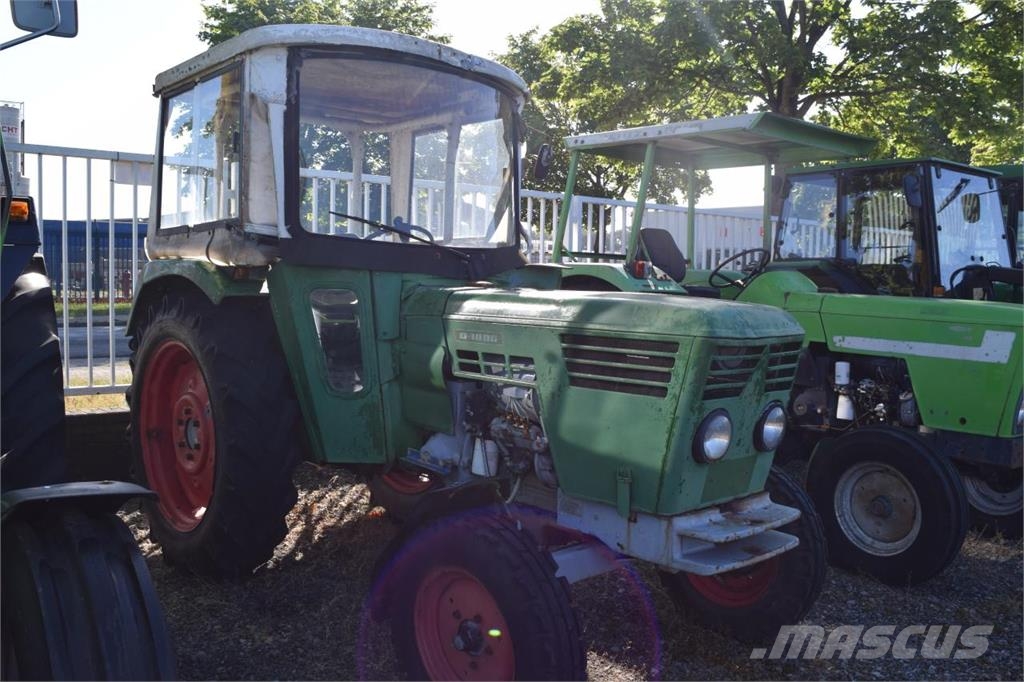 Deutz-Fahr D4006 Traktoren
