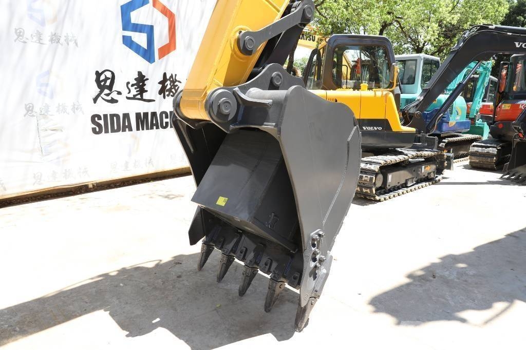 XCMG XE 215 G 대형 굴삭기 29톤 이상