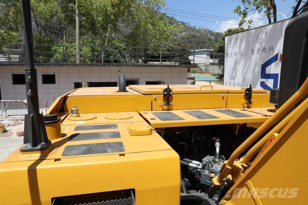 XCMG XE 215 G 대형 굴삭기 29톤 이상