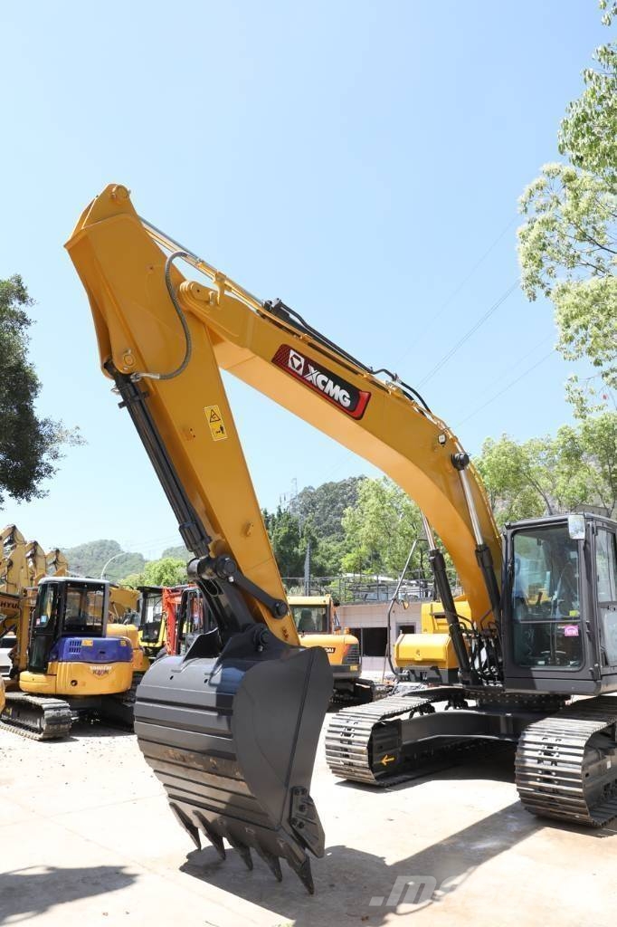 XCMG XE 215 G 대형 굴삭기 29톤 이상