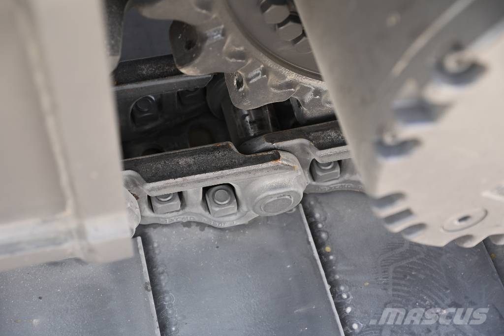 XCMG XE 215 G 대형 굴삭기 29톤 이상