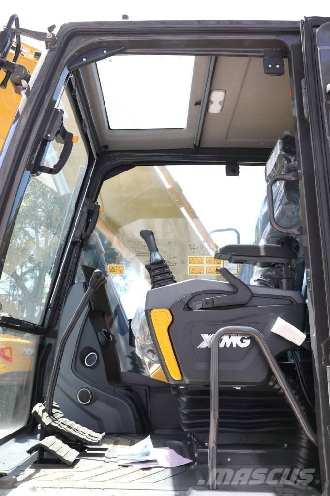 XCMG XE 215 G 대형 굴삭기 29톤 이상