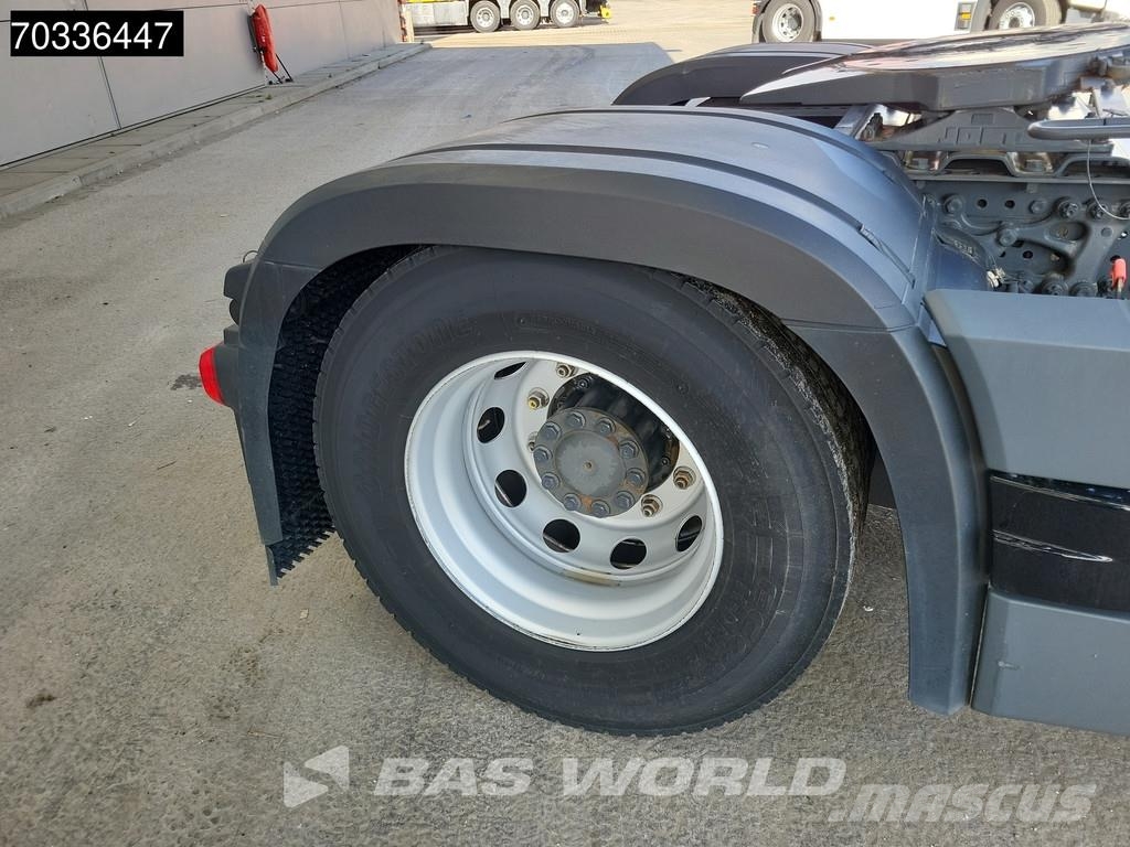 Mercedes-Benz Actros 1845 4X2 StreamSpace Retarder APK 01-2027 S Vetopöytäautot
