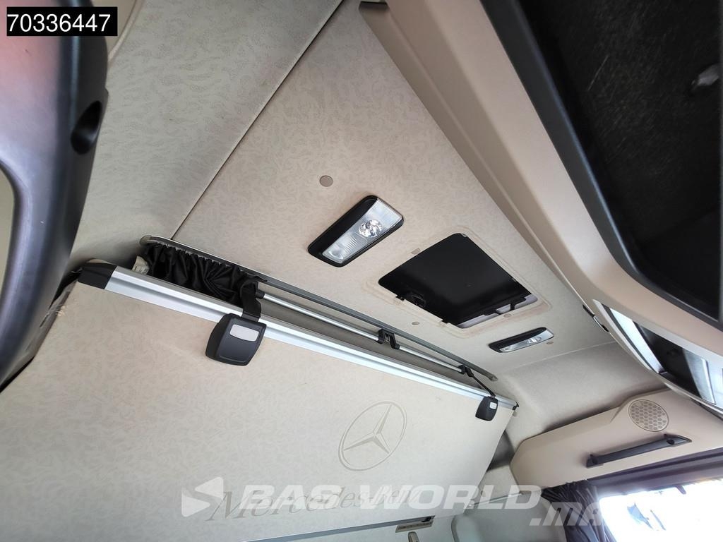 Mercedes-Benz Actros 1845 4X2 StreamSpace Retarder APK 01-2027 S Vetopöytäautot