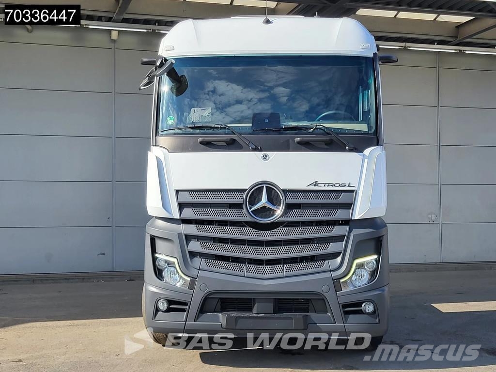 Mercedes-Benz Actros 1845 4X2 StreamSpace Retarder APK 01-2027 S Vetopöytäautot