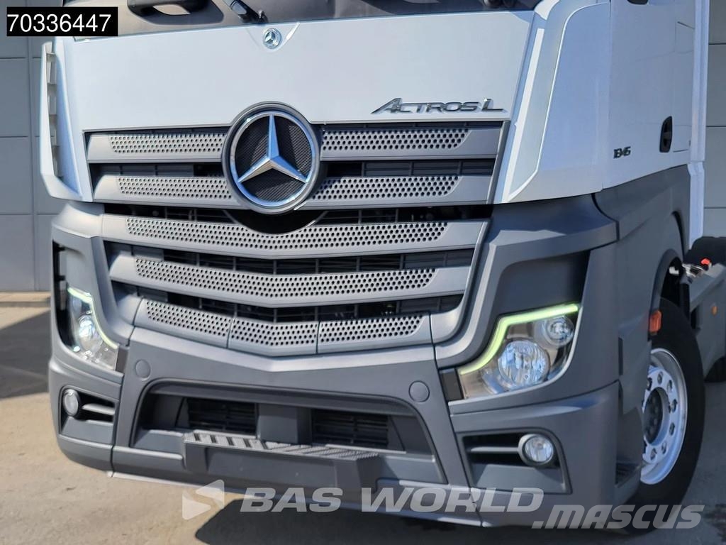 Mercedes-Benz Actros 1845 4X2 StreamSpace Retarder APK 01-2027 S Vetopöytäautot