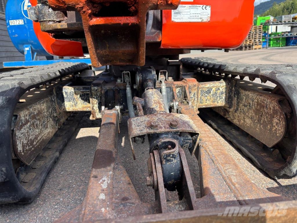 Kubota U10 - 3 小型挖掘机