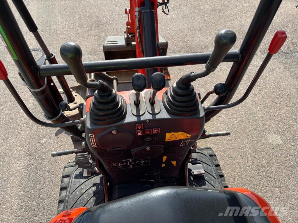 Kubota U10 - 3 小型挖掘机