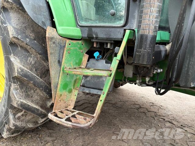 John Deere 6320 Premium Traktori Traktory