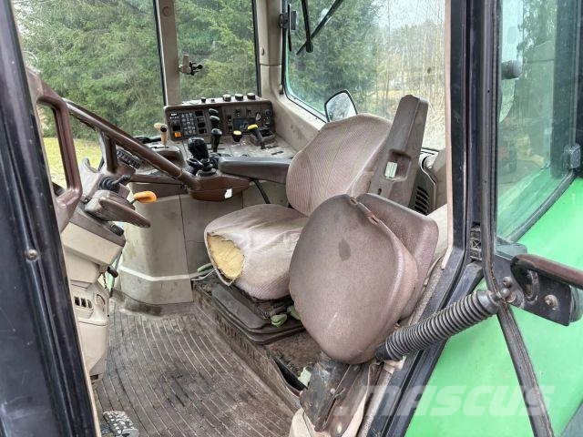 John Deere 6320 Premium Traktori Трактори