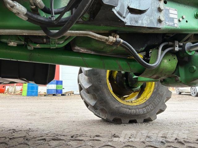 John Deere 6320 Premium Traktori Traktory