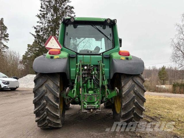 John Deere 6320 Premium Traktori Traktory