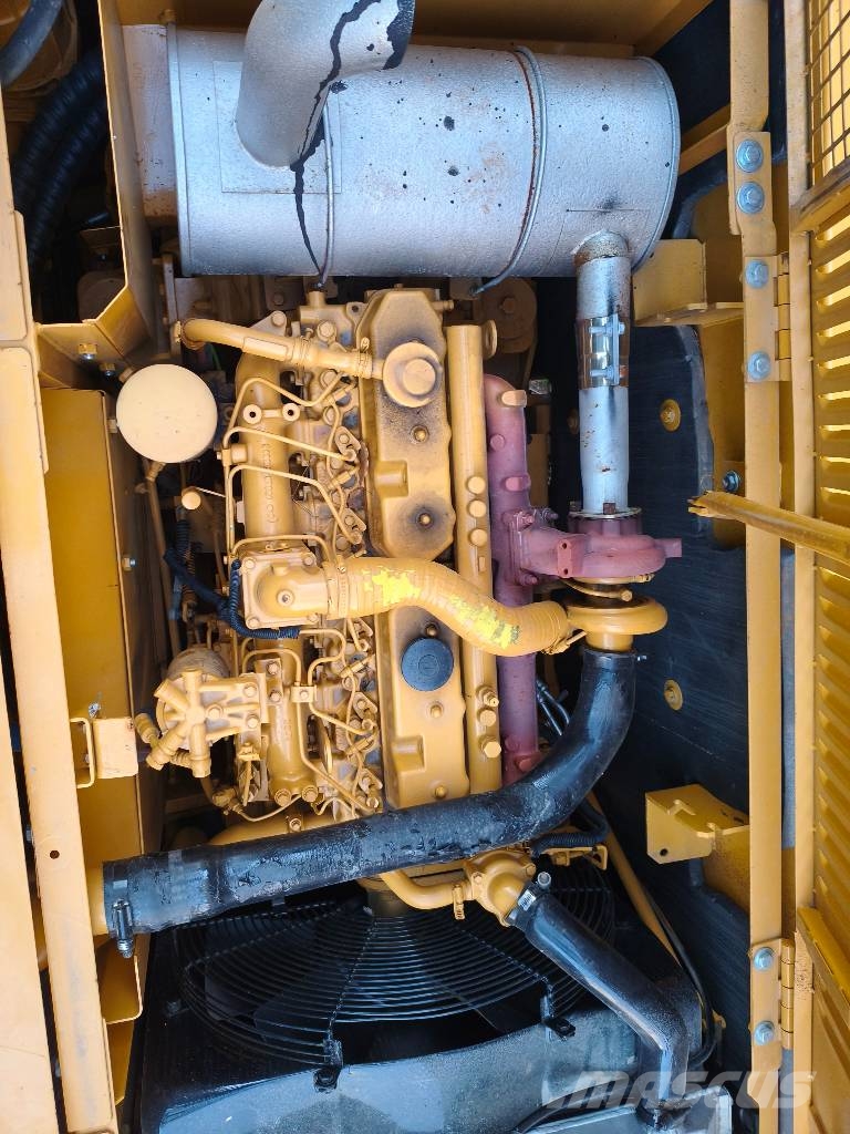 CAT 320 C L 履带挖掘机