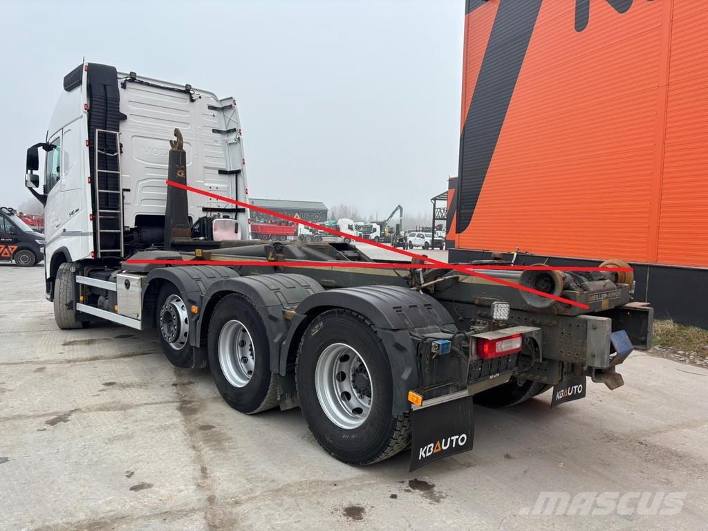 Volvo FH 540 8x4/4 FOR SALE AS CHASSIS / GLOBE XL Camiones con chasís y cabina