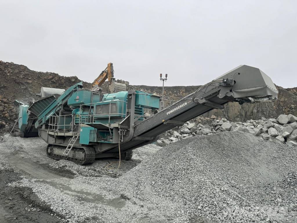 PowerScreen Maxtrak 1300 Trituradoras móviles
