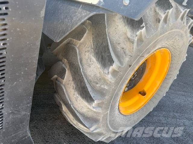 JCB Hydradig Pelle sur pneus