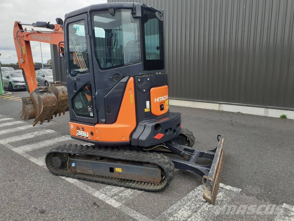 Hitachi ZX 38 U-6 Miniescavatori