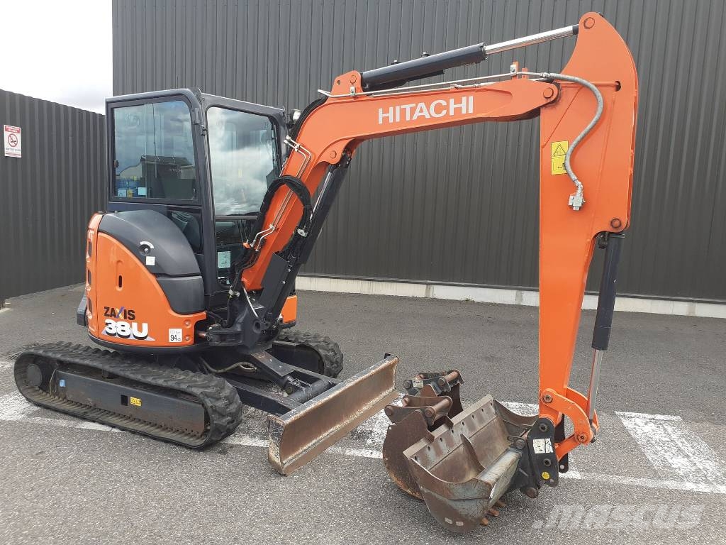 Hitachi ZX 38 U-6 Miniescavatori
