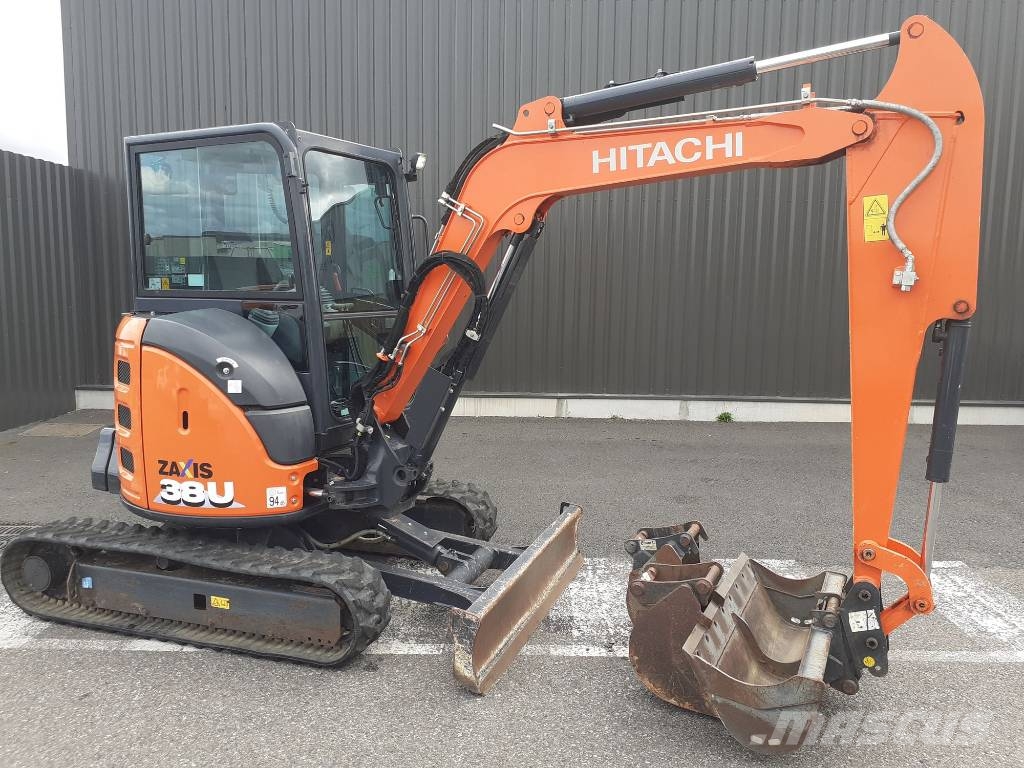 Hitachi ZX 38 U-6 Miniescavatori
