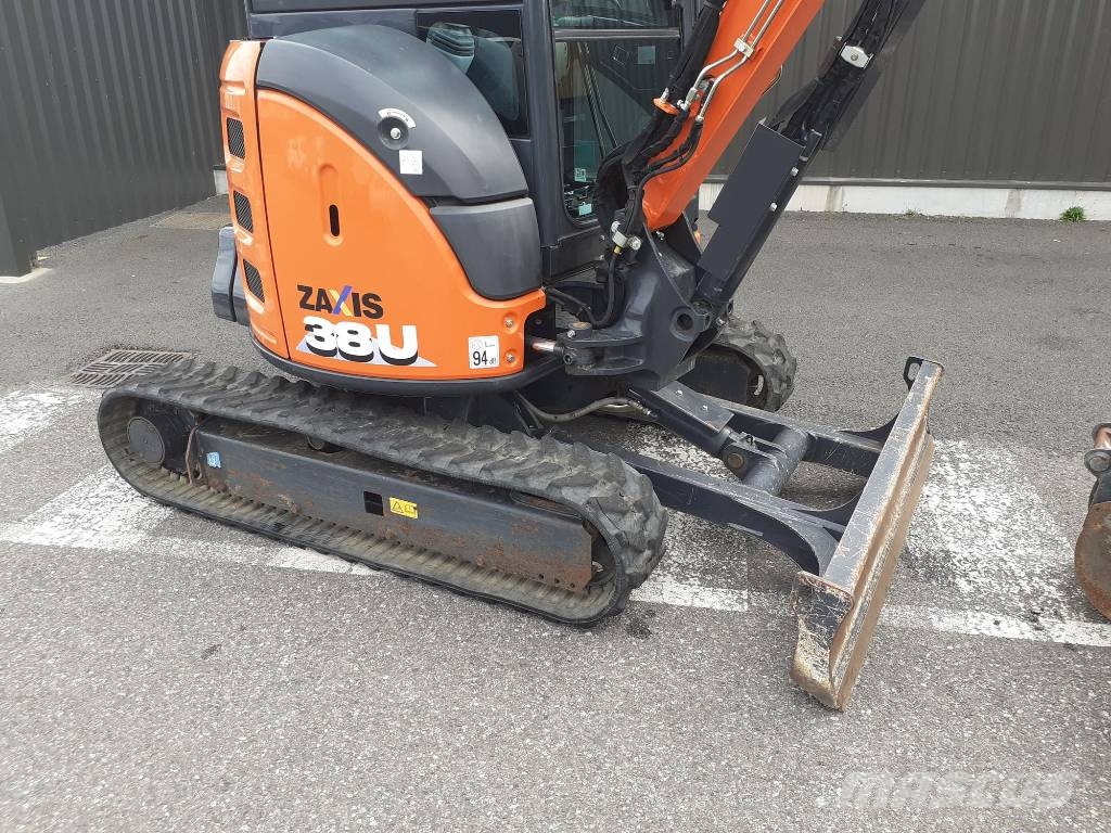 Hitachi ZX 38 U-6 Miniescavatori