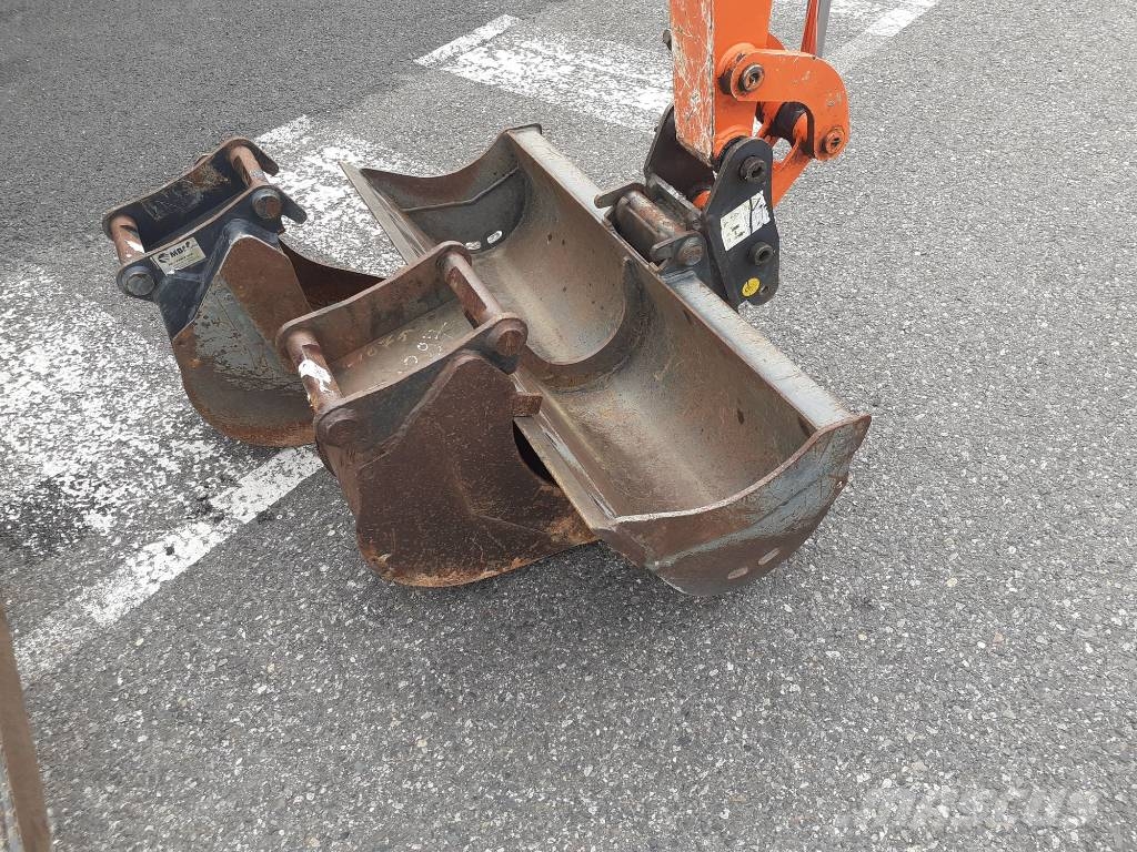 Hitachi ZX 38 U-6 Miniescavatori