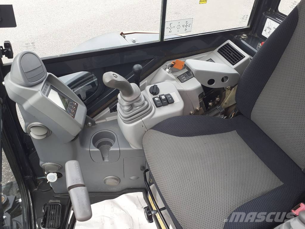 Hitachi ZX 38 U-6 Miniescavatori