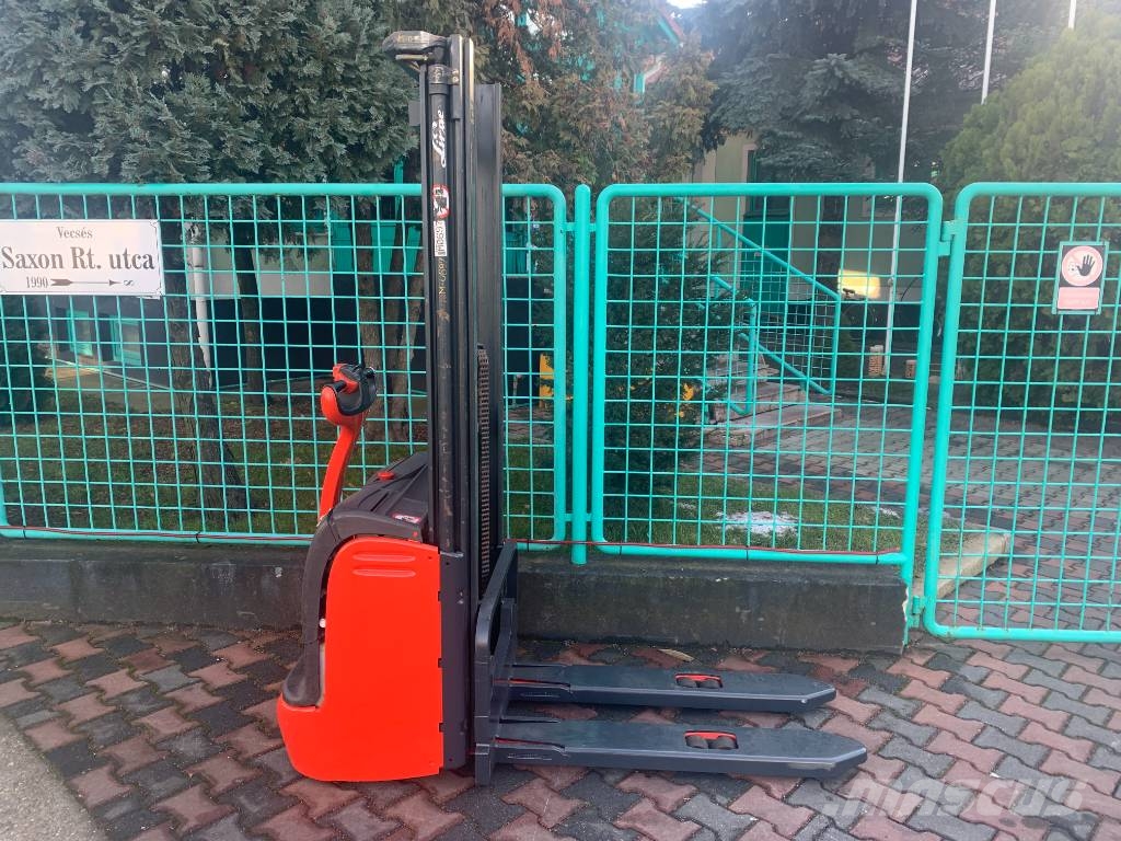 Linde L 12 V-2336 OB Apiladores eléctricos autopropulsados