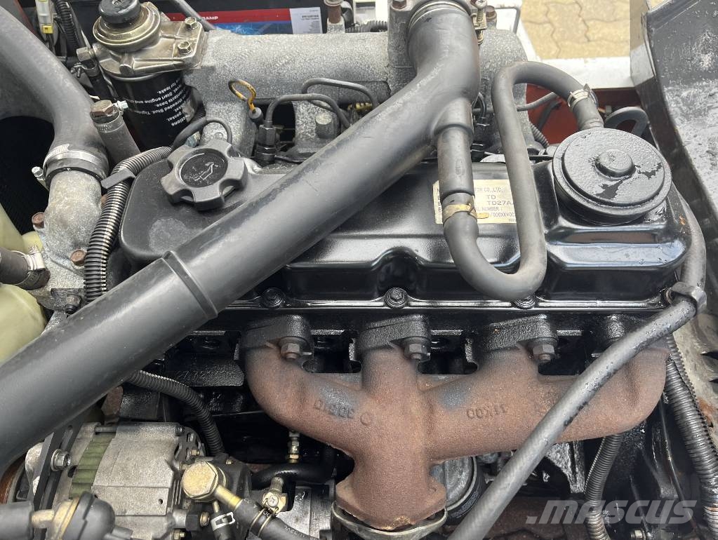 Nissan FJ02-A20D V-2798 OB شاحنات الديزل