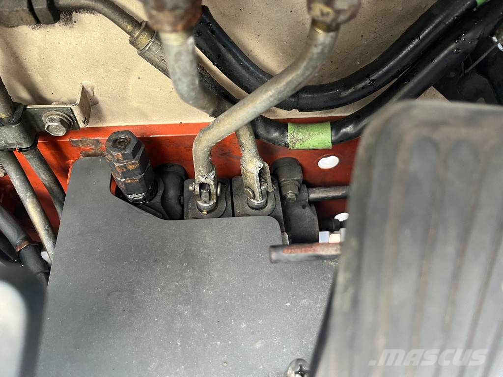 Nissan FJ02-A20D V-2798 OB شاحنات الديزل