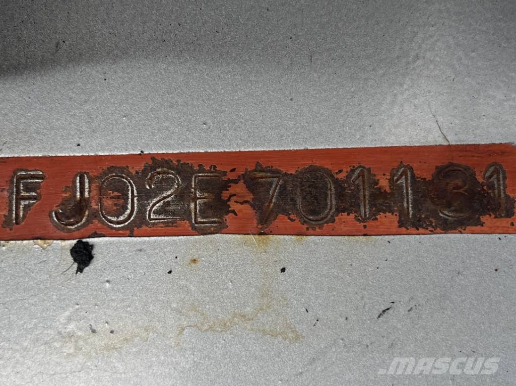Nissan FJ02-A20D V-2798 OB شاحنات الديزل