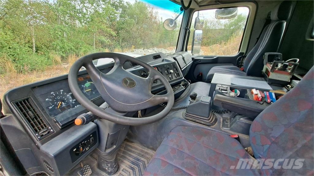 Mercedes-Benz ACTROS 953.30 8X4+ PUTZMEISTER TMM 21-3 شاحنات بمقصورة وهيكل
