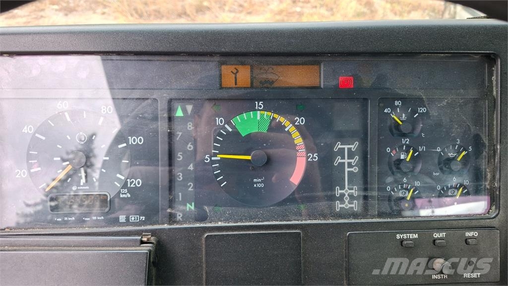 Mercedes-Benz ACTROS 953.30 8X4+ PUTZMEISTER TMM 21-3 شاحنات بمقصورة وهيكل