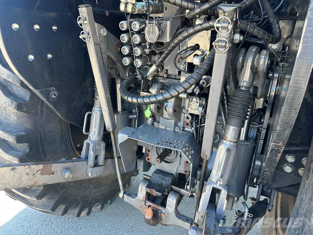 Valtra T 144 拖拉机/农用车