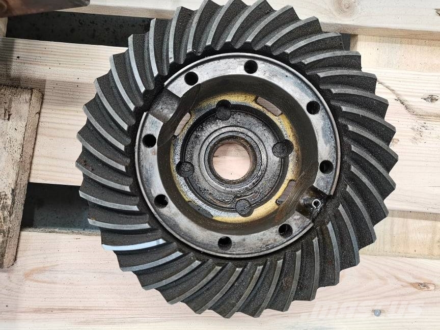 JCB 408 ZX {differential 8X35 } Akslar